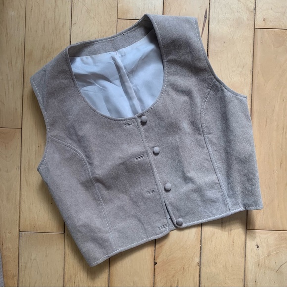 Suede co-ord set. - Picture 7 of 8